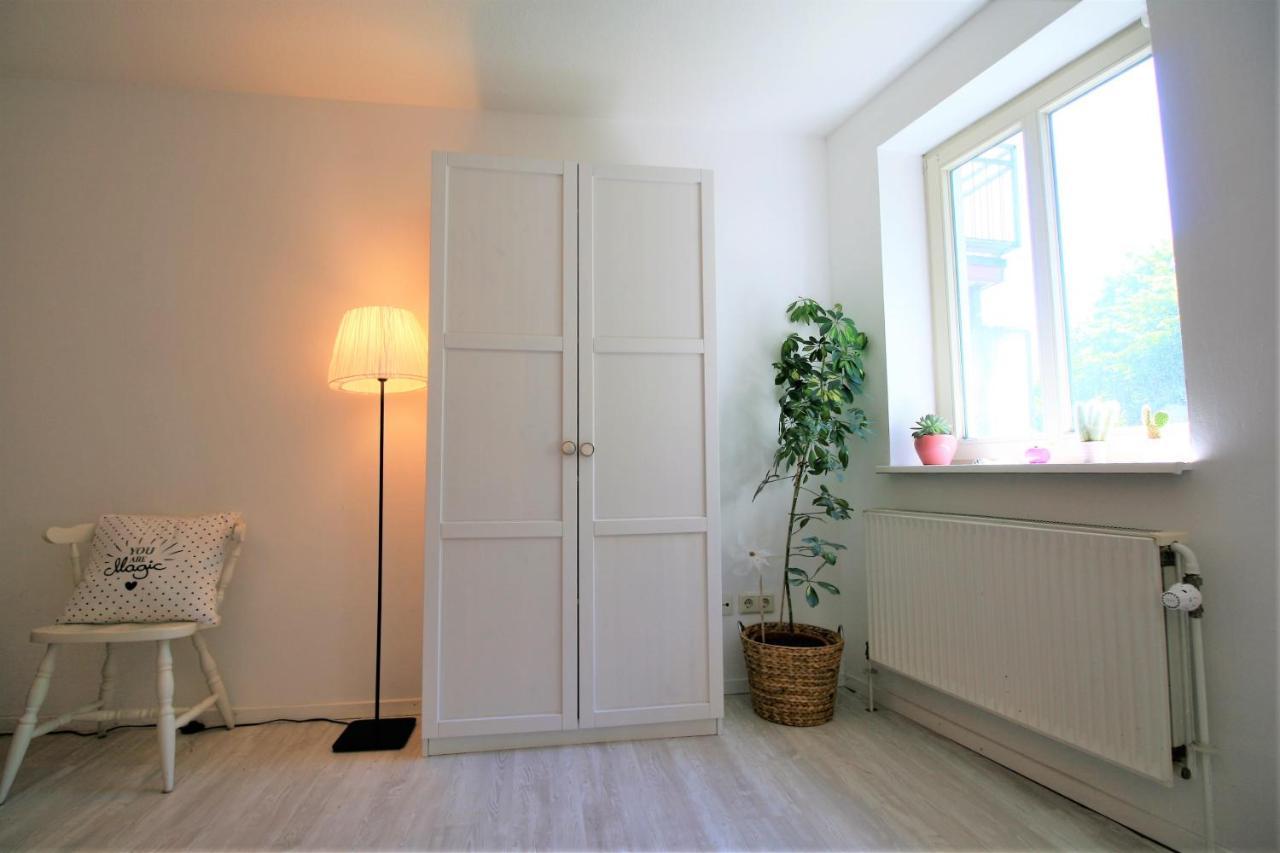 Zentrale Ferienwohnung „Treibholz“ Im Sonnenblumenhaus Flensburg Exteriör bild