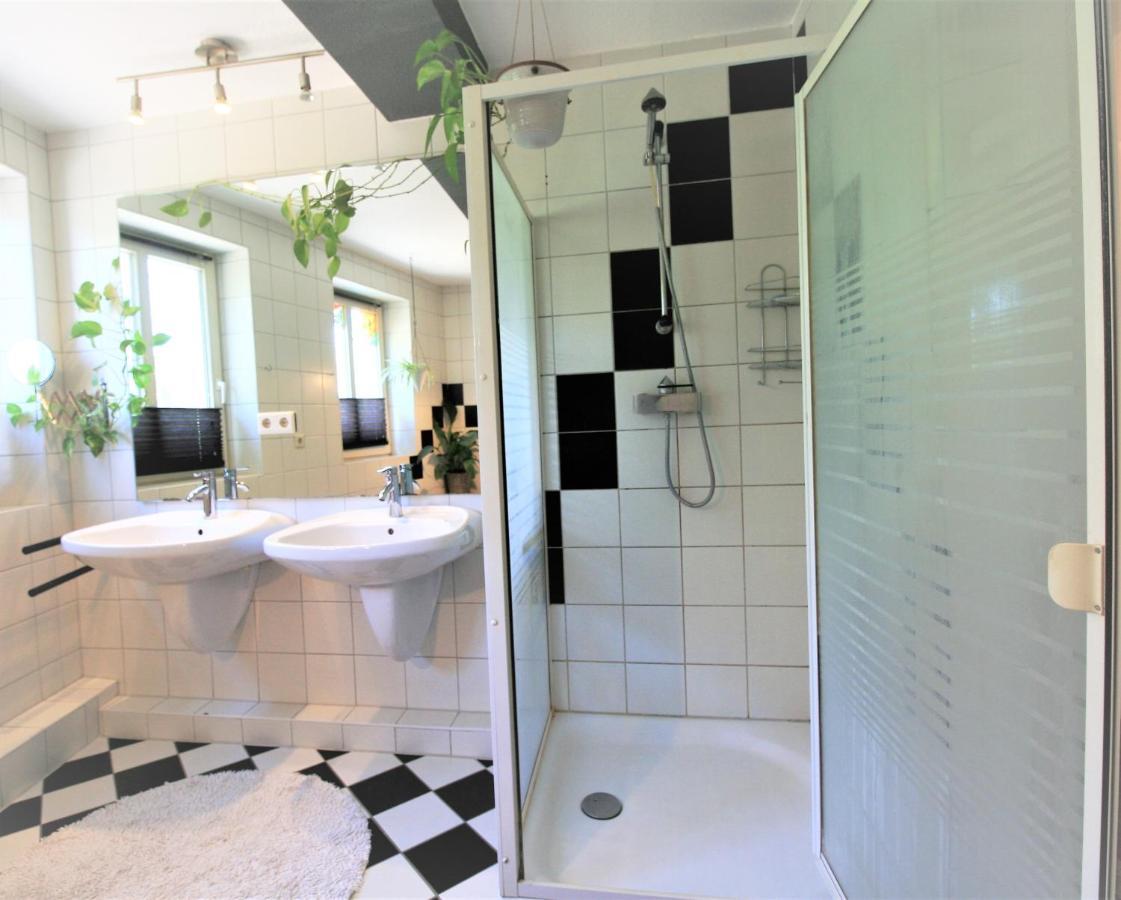 Zentrale Ferienwohnung „Treibholz“ Im Sonnenblumenhaus Flensburg Exteriör bild
